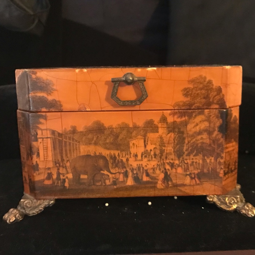 Collectible Box ❤️